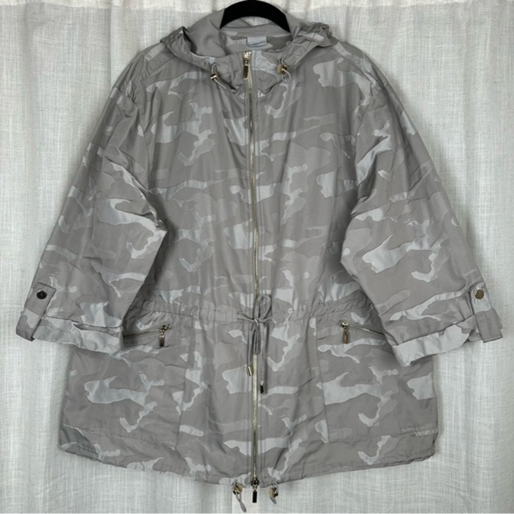 Chicos Cinch Waist Hooded Zip Jacket XL/3/16 Roll Tab Camo Gray Spring Gold Trim